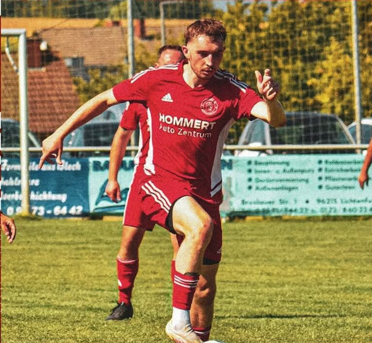 Spieler des 1. FC Altenkunstadt im Trikot